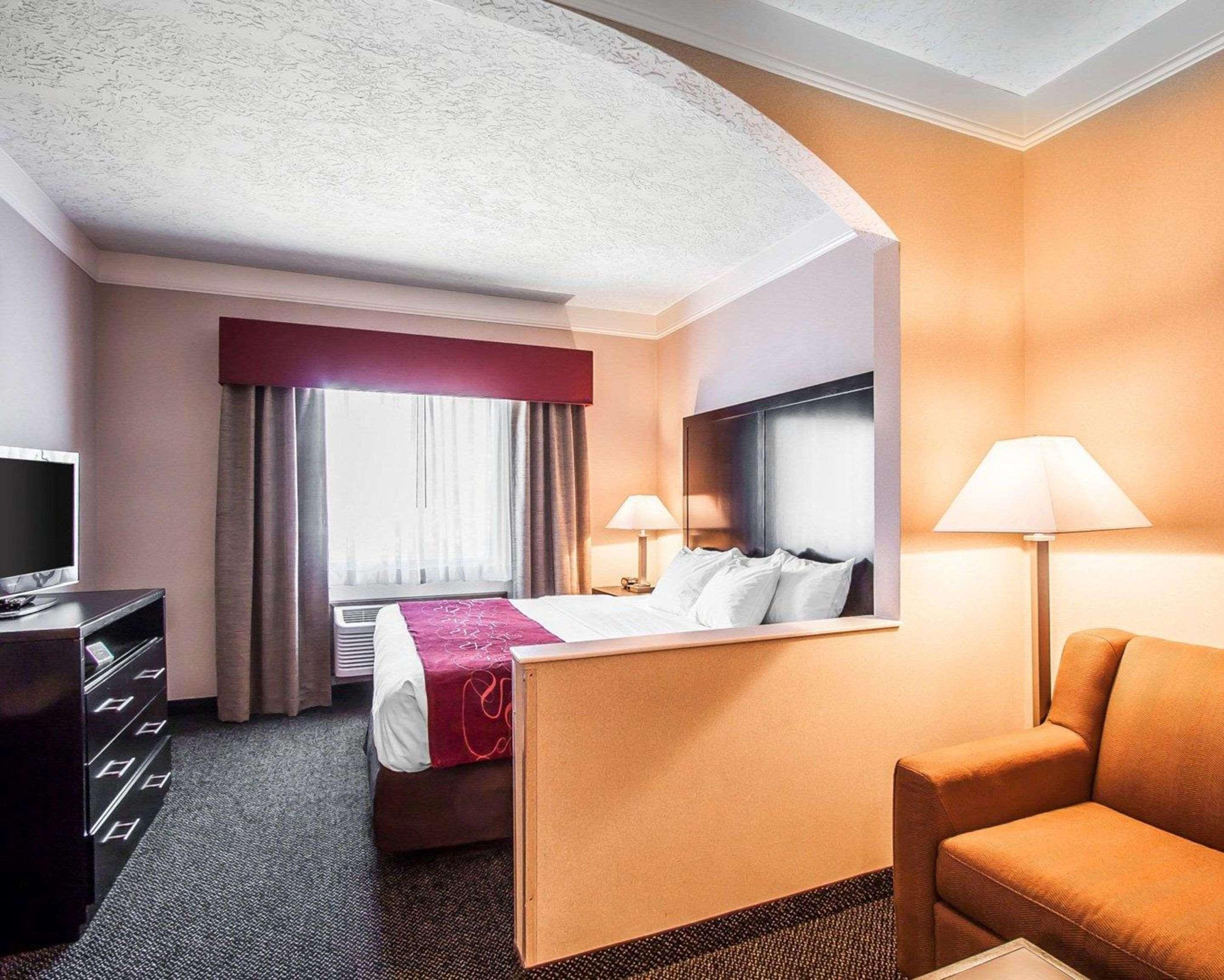 Comfort Suites Клакамас Екстериор снимка