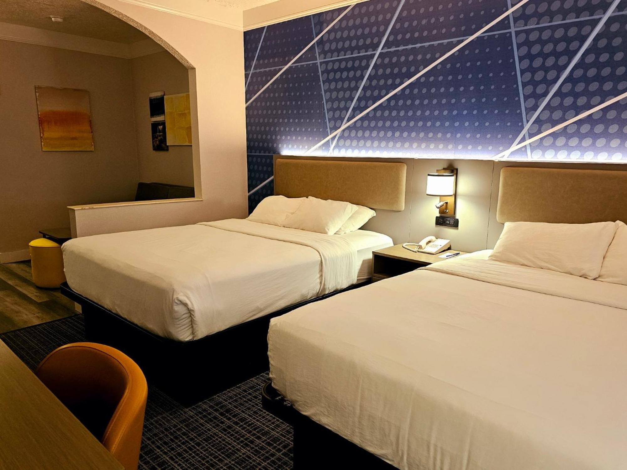 Comfort Suites Клакамас Екстериор снимка
