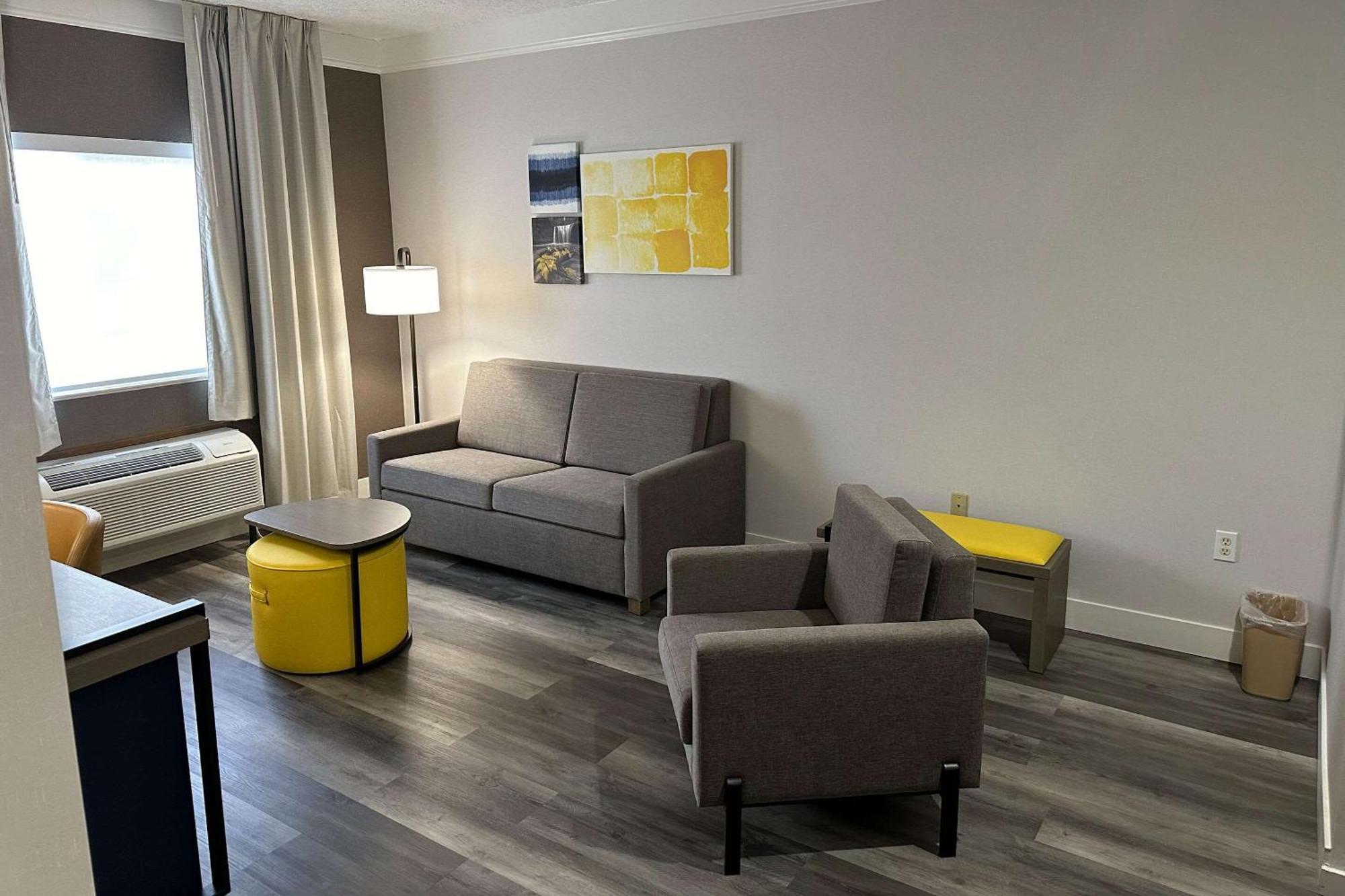Comfort Suites Клакамас Екстериор снимка