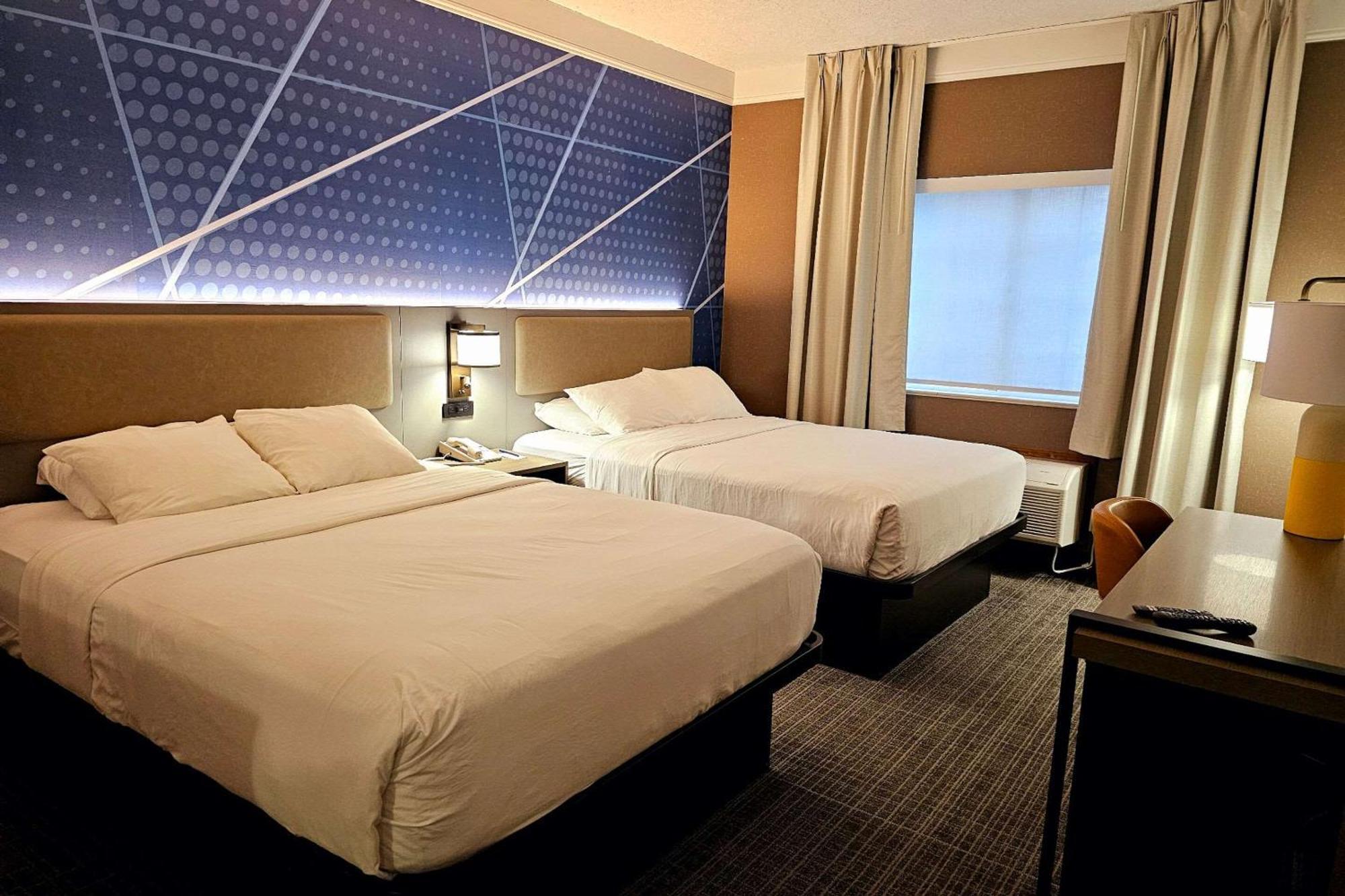 Comfort Suites Клакамас Екстериор снимка