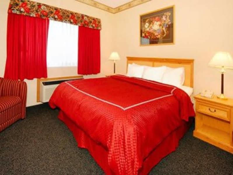Comfort Suites Клакамас Екстериор снимка